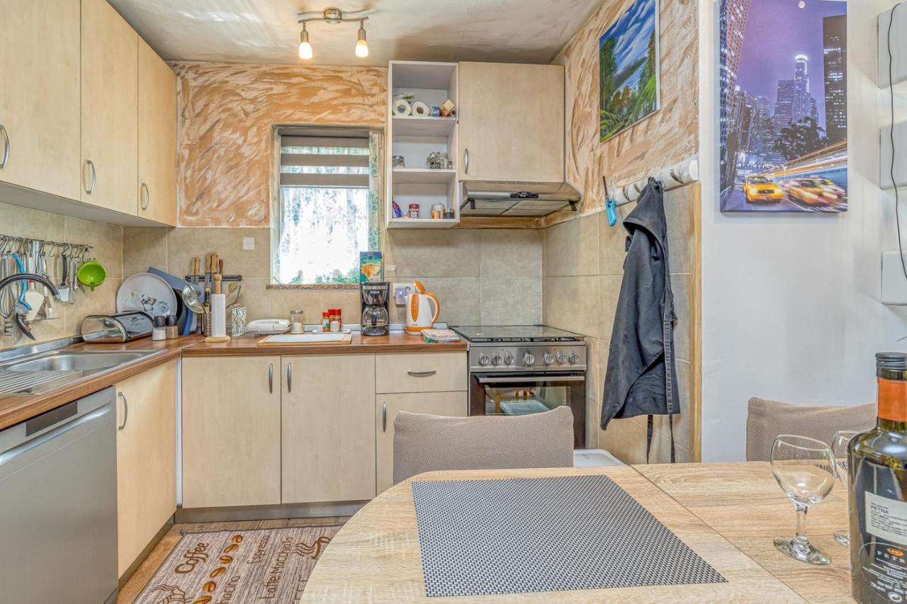 Holiday House Mir Kanfanar Dış mekan fotoğraf